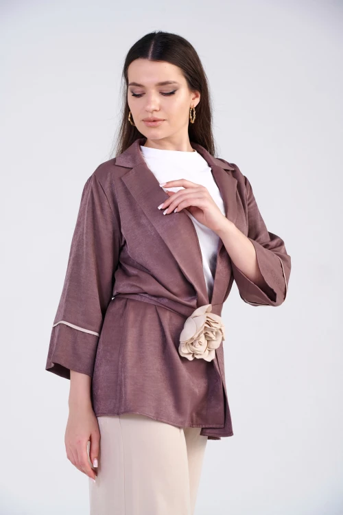 Trend Kadın Modern Tasarımı Ve Rahatlığıyla Tarzınıza Sofistike Bir Dokunuş Katıyor.