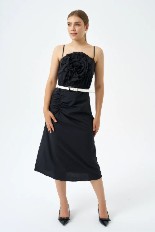 Trend Kadınl Yeni Sezon Pamuk Kumaş Midi Boy Gül Ve Kemer Detaylı Askılı Elbise