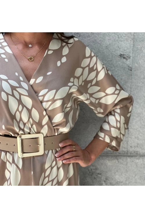 Trend Kadın Cesur Desenler Zarif Kesimlerle Buluşuyor Yeni  Elbisemiz.