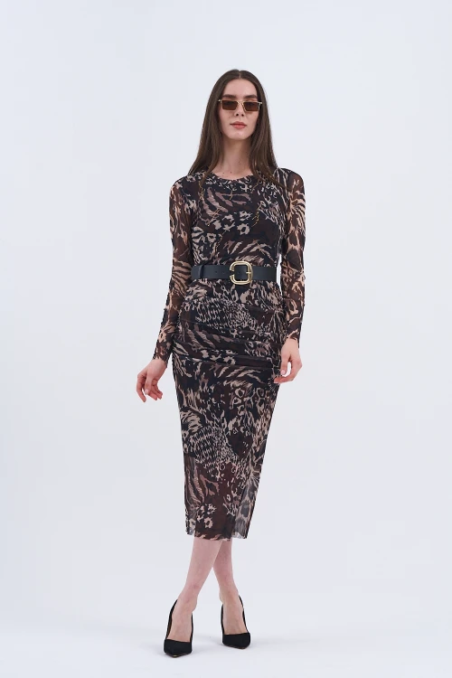 Trend Kadın Cesur ve Zarif Tül Elbiseyle Kendinizi Yansıtın!