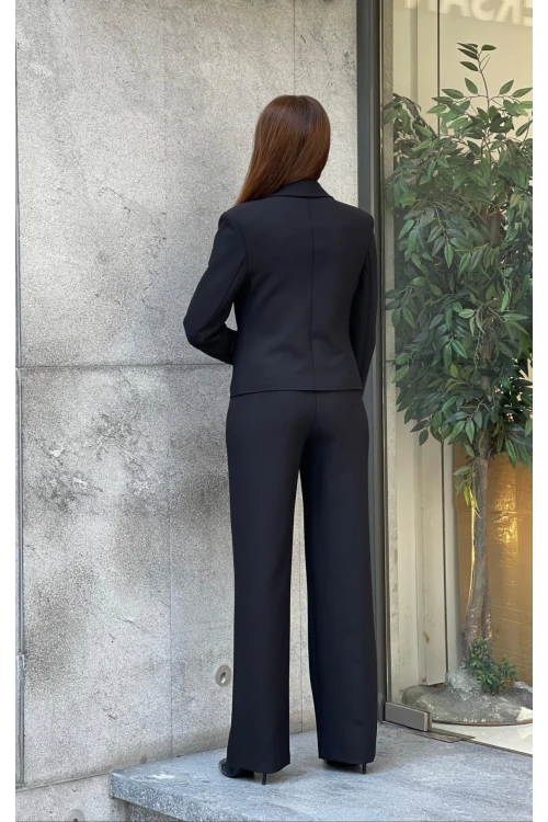 Trend Kadın Düğme ve Aksesuar Detaylı Ceket Pantolon İkili Takım