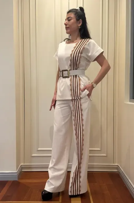 Trend Kadın Krem Keten Dokulu Bol Paça Pantolon ve Kısa Kollu Bluz Takımı