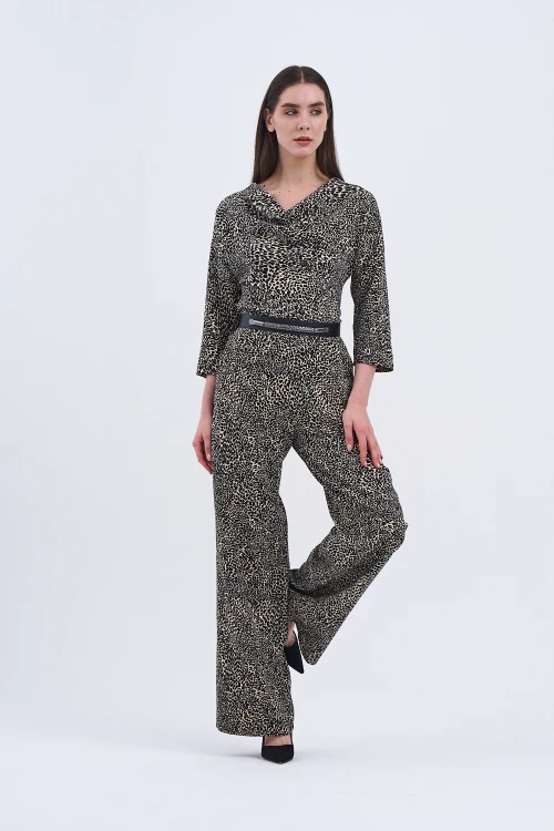 Trend Kadın Leopar Deseniyle İkili Takımda Cesurca Şıklık, Her Adımda Fark Yarat
