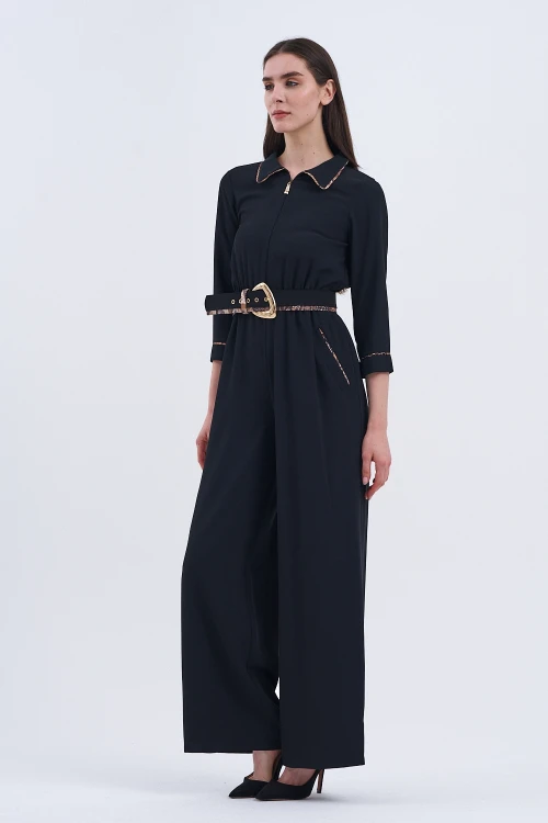 Trend Kadın Modayı cesur bir adım ileri taşıyan leopar detaylı kemerli tulum modelimizle tanışın!