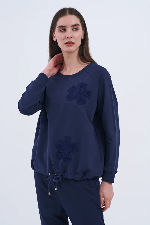 Trend Kadın - Modern ve Şık Sweatshirt