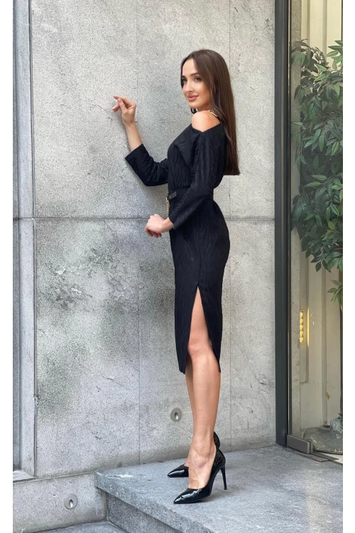 Trend Kadın Yeni Sezon Jakarlı Omuz Dekolteli Aksesuarlı Midi Boy Elbise