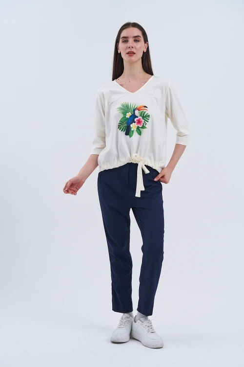 Trend Kadın Yeni Sezonun İncisi Tropikal Baskılı Bluz