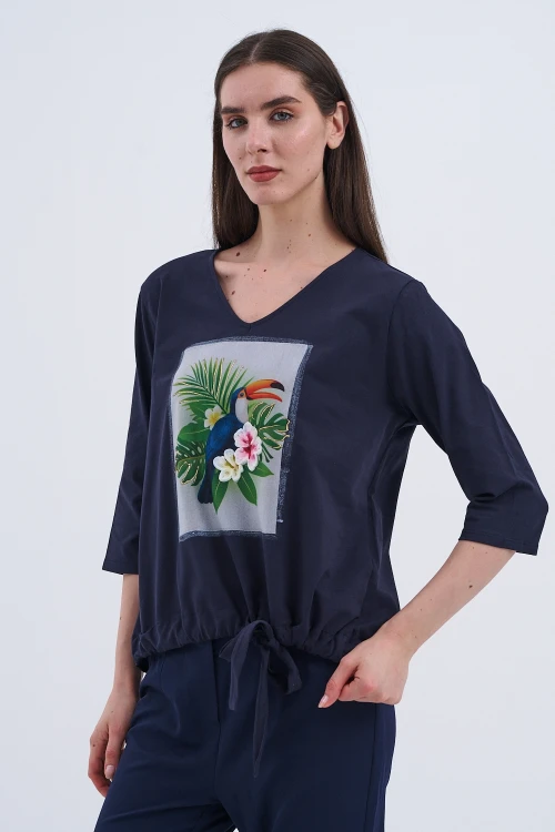 Trend Kadın Yeni Sezonun İncisi Tropikal Baskılı Bluz