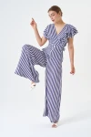Fırfır Detaylı Bluz Ve Bol paça Pantolon Çizgili Kemerli Tulum