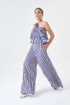 Trend Kadın Gül Detaylı Bluz Ve Bol Paça Pantolon Çizgili İkili Takım