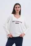 Trend Kadın Yeni SAN FRANCISCO yazılı sweatshirt ile şehir hayatının enerjisini üzerinizde taşıyın